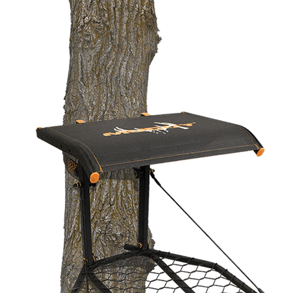 Hunting Tree Stand with Climbing Sticks D8488
